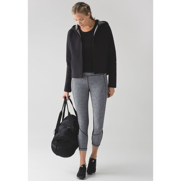 Lululemon Pants - LULULEMON  Pace Rival Cropped Legging Womens size 6